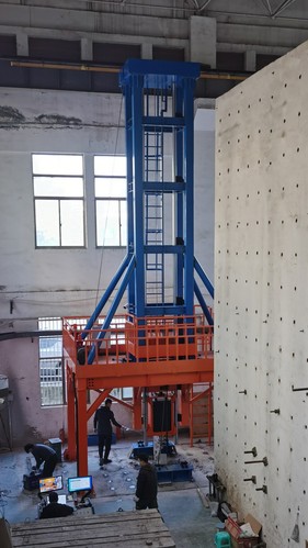 钢筋混凝土构件落锤试验